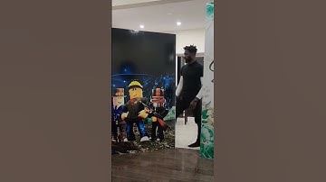 Our most asked question!!Does your foamboard stand on its own?Yeah it dose! #formboad #decor