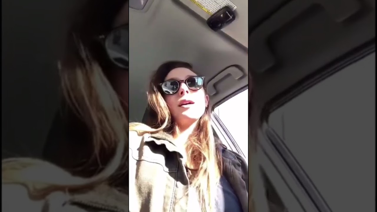 Elizabeth Olsen singing in a car♡♡ 