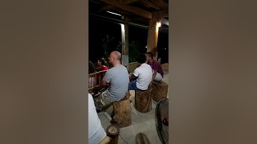 Múa quạt dân tộc Thái ở Mai Châu