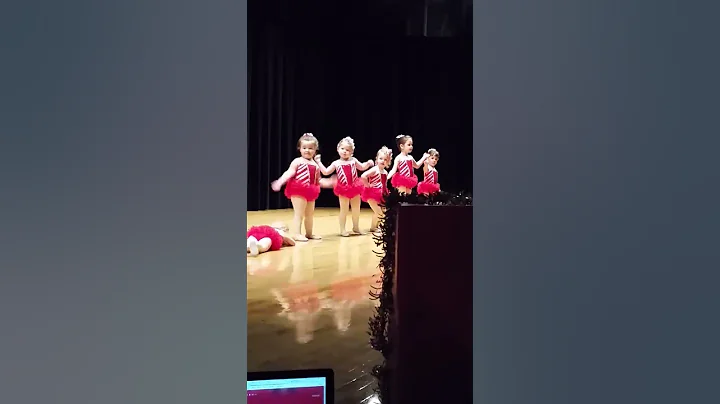 1st Christmas Dance Recital fail