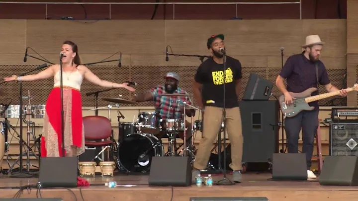 Sidewalk Chalk + iLe at Millennnium Park (7/14/16)