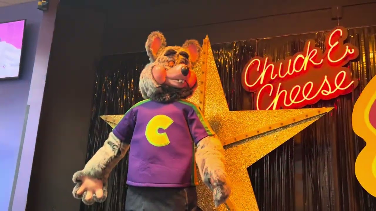 I Dare you not to laugh | Chuck e Cheese Altoona Pennsylvania (PA) 3 Stage