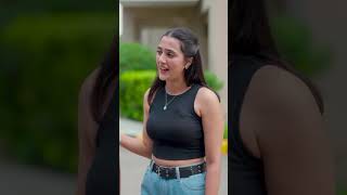 Gift Me Di Girlfriend Ko Purani Car