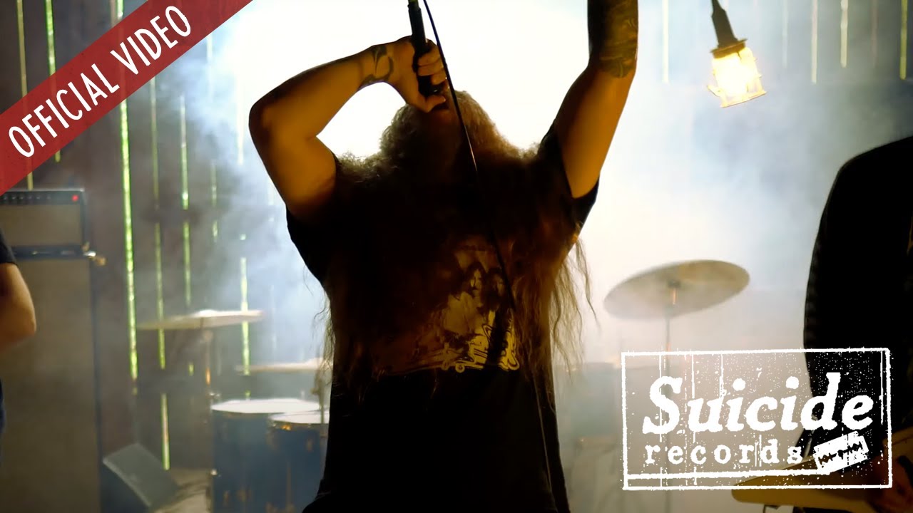 Guarda Black Royal | Seance | (Official video) su YouTube Guarda Black Royal | Seance | (Official video) su YouTube