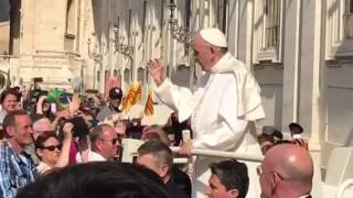 Wunderglo Foundation Director Takes Personal Prayer Request To Pope Francis In Rome