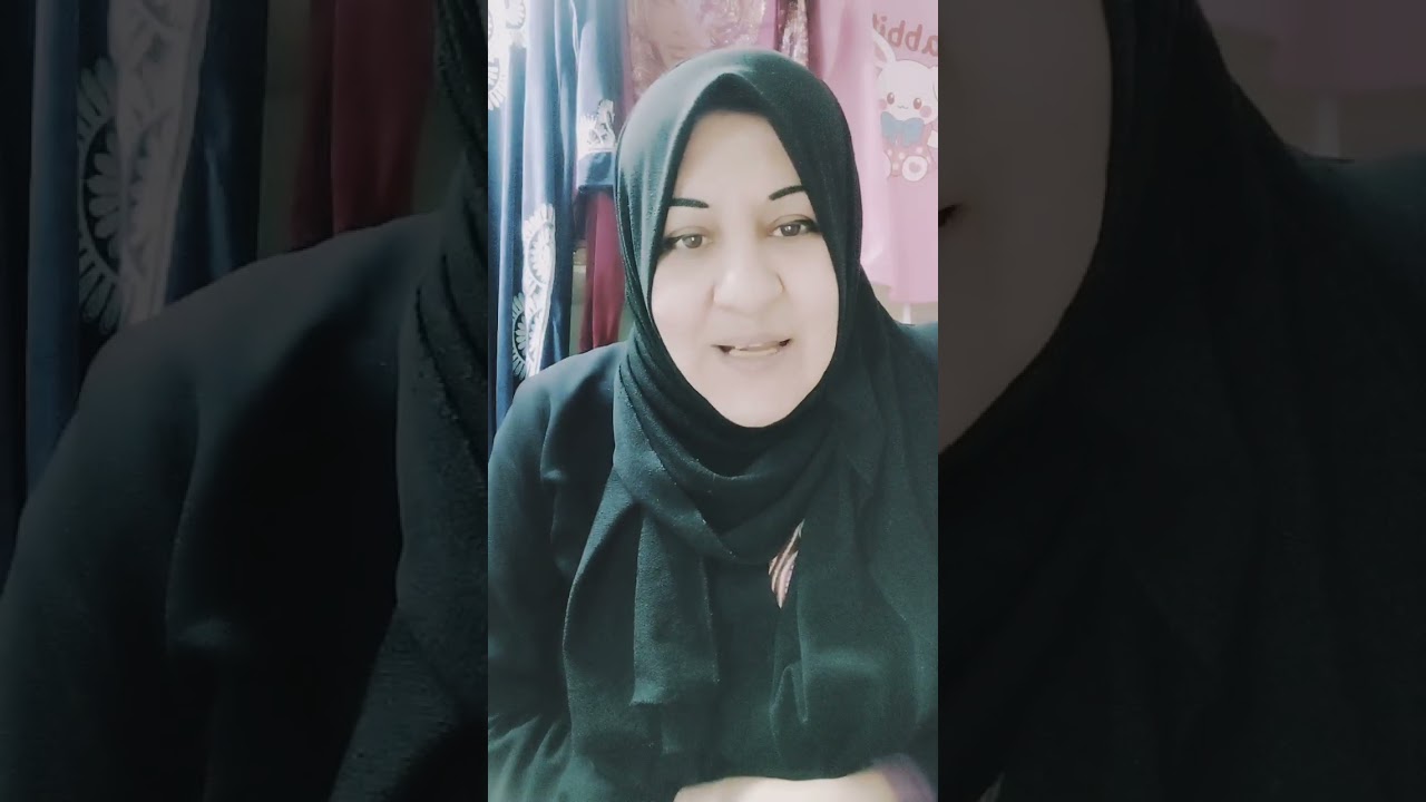  بتاخد شاور والبيت فاضي خرجت تجيب البس لقت أخوها جرت دخلت اوضة الصالون أخوها صرخ تخيلوا مين جوة؟؟