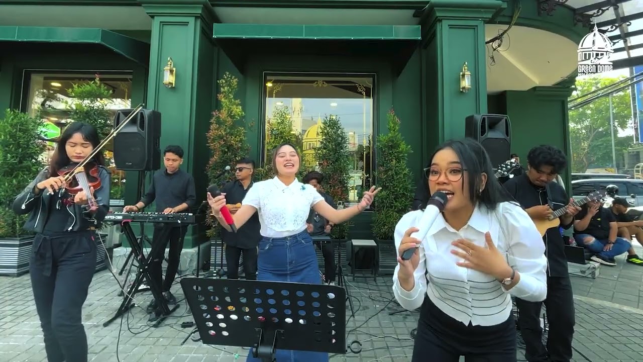 Dumes – Sidomuni (Live Session at Amazing Malang Art Corner)