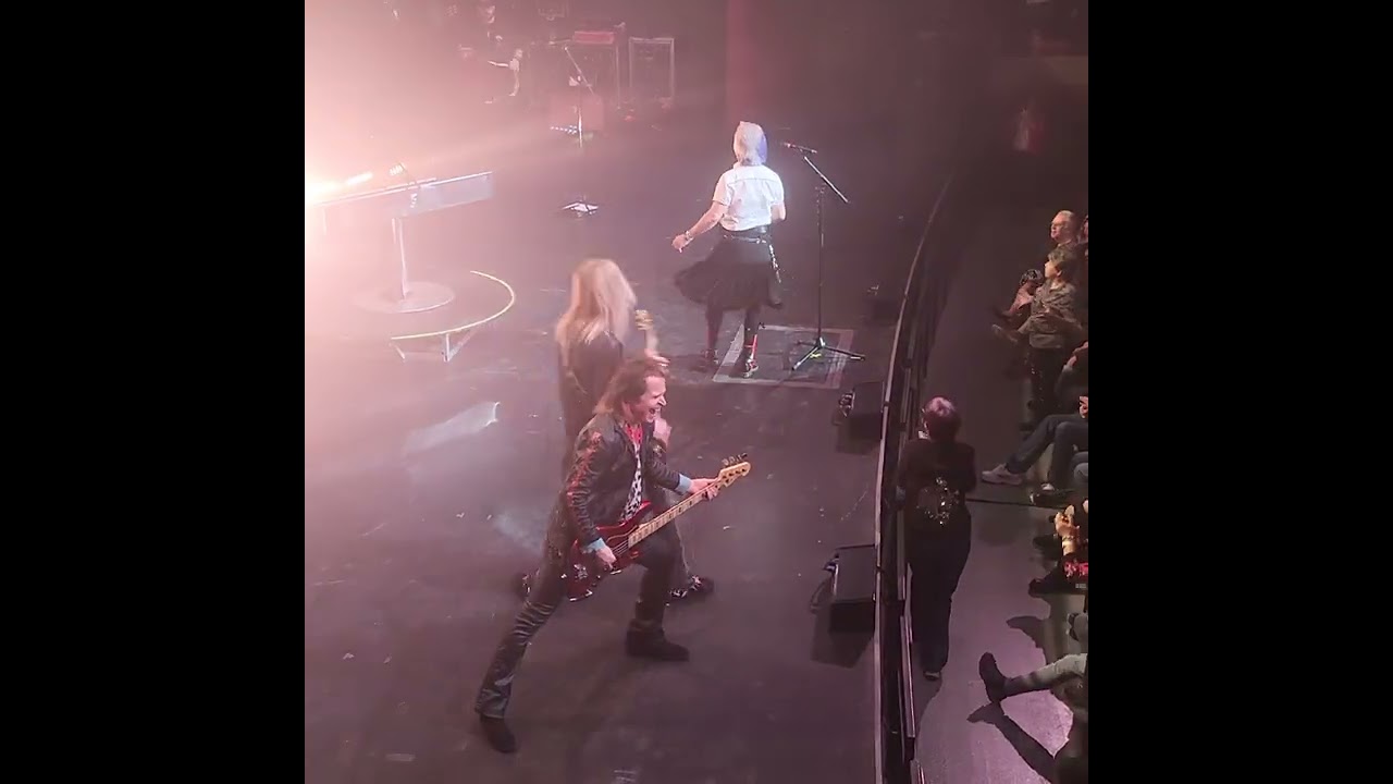 Gowan - Strange Animal - live in Kitchener 