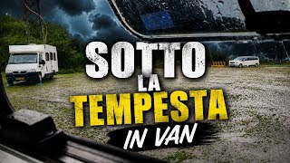 In montagna sotto la tempesta