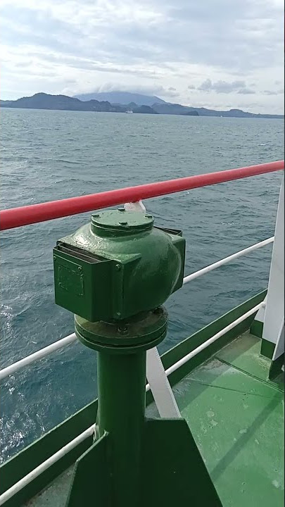 Story' WA naik kapal laut
