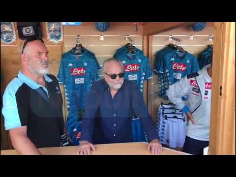 De Laurentiis ai tifosi del Napoli: «Vi meritereste la vendita a qualche cinese» - VIDEO 1 De Laurentiis: “Voi napoletani vi meritereste una vendita a qualche cinese...”