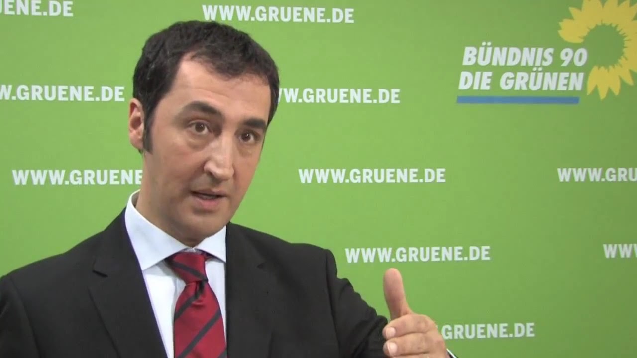 Update Cem Özdemir über die Förderung der Elektromobilität