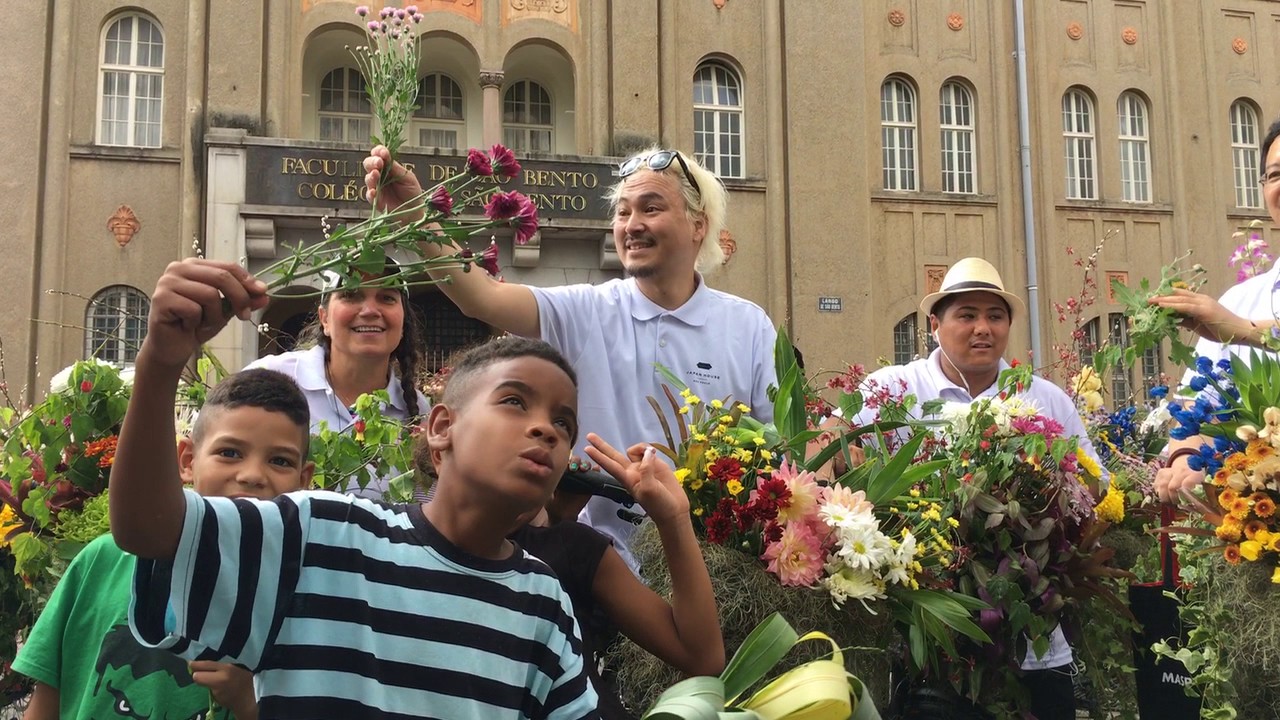 FLOWER MESSENGER // MAKOTO AZUMA + JAPAN HOUSE São Paulo