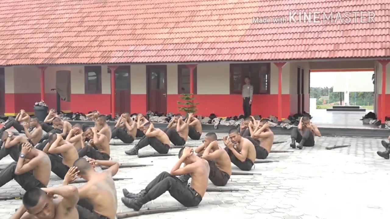 Kegiatan Siswa Diktukba Polri SPN Polda Kepri TA. 2016 Sebelum Makan Siang