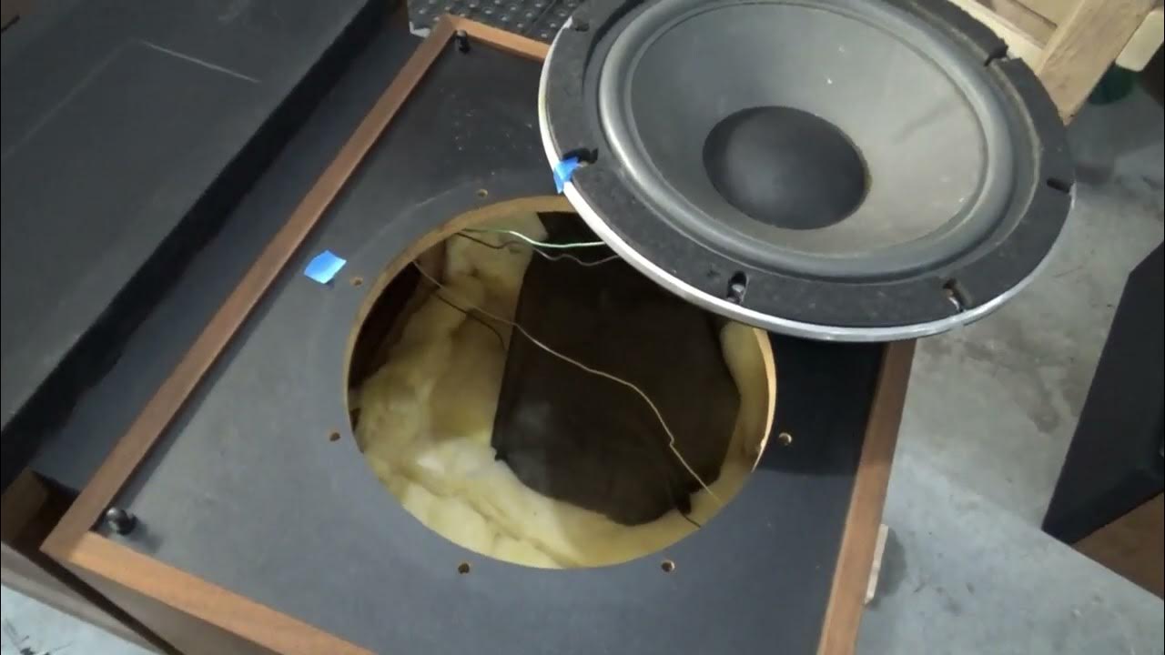 Altec Lansing Model 14 Speaker Repair Part 1 Evaluating the Speakers YouTube