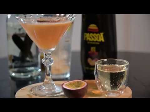 passion-fruit-martini-cocktail