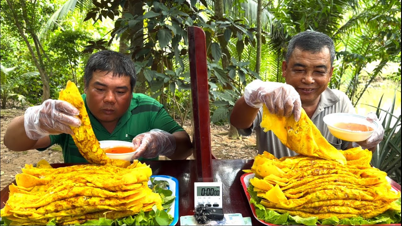 Bạn Tuấn Thách Đấu Ba Móc Ăn 40 Cái Bánh Xèo Rau Sống Nhận 2Tr Quá Thú Vị | ATĐQ