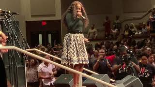 Le'Andria Johnson flips Ray Charles' song to Gospel tune named JESUS NIGHT AND DAY Dallas Sept 2019