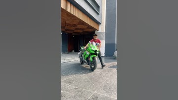 Unboxing new riding jacket 💯#kawasaki #zx6r #zx10r