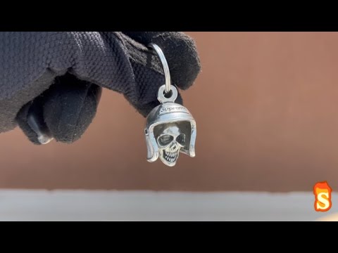 Supreme Skull Bell Keychain Silver 新品 hqdefault.jpg