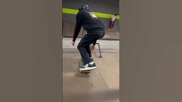 Boardslide Down Rail