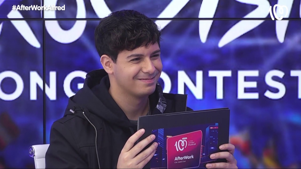 Alfred juega con Jordi Cruz a leerse la mente