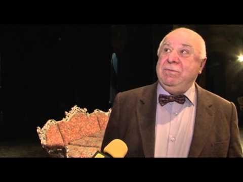 სკამი, ძალაუფლება, აღზევების დასასრული და შეგუება - ვალცლავ ჰაველის \"წასვლა\"