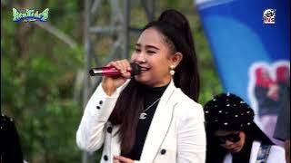 Pacar dunia akhirat-Erni diahnita-new Kendedes bersama papasela.