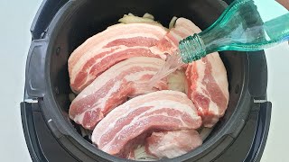 When I poured pork belly and soju into the rice cooker, I found out that an amazing dish was made!