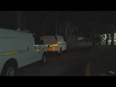 One dead, two injured in shooting on Jacksonville's Westside - YouTube
