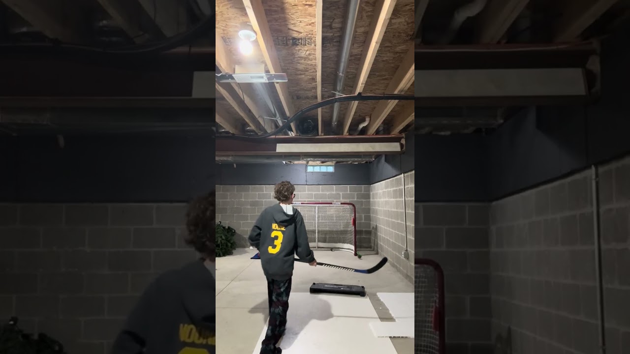 Shoot around🏒🏒🏒🏒