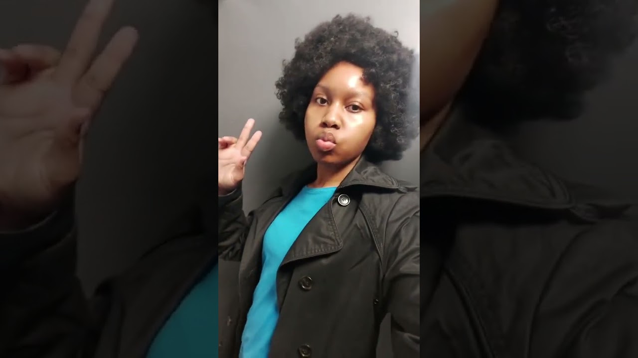 Come swimming with me 