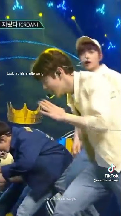 Throwback When TXT Had An Accident During Their 'Crown' Performance