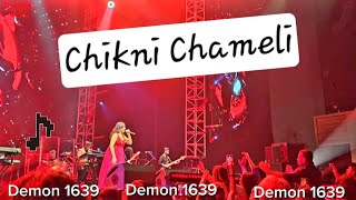 SHREYA GHOSHAL - LIVE IN SINGAPORE 2024 (Chikni Chameli Part 23) Audience dance too !!!