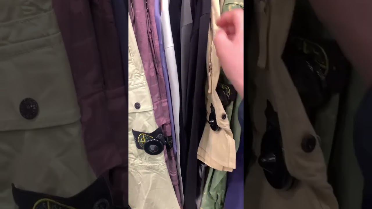 Итальянский магазин Stone Island