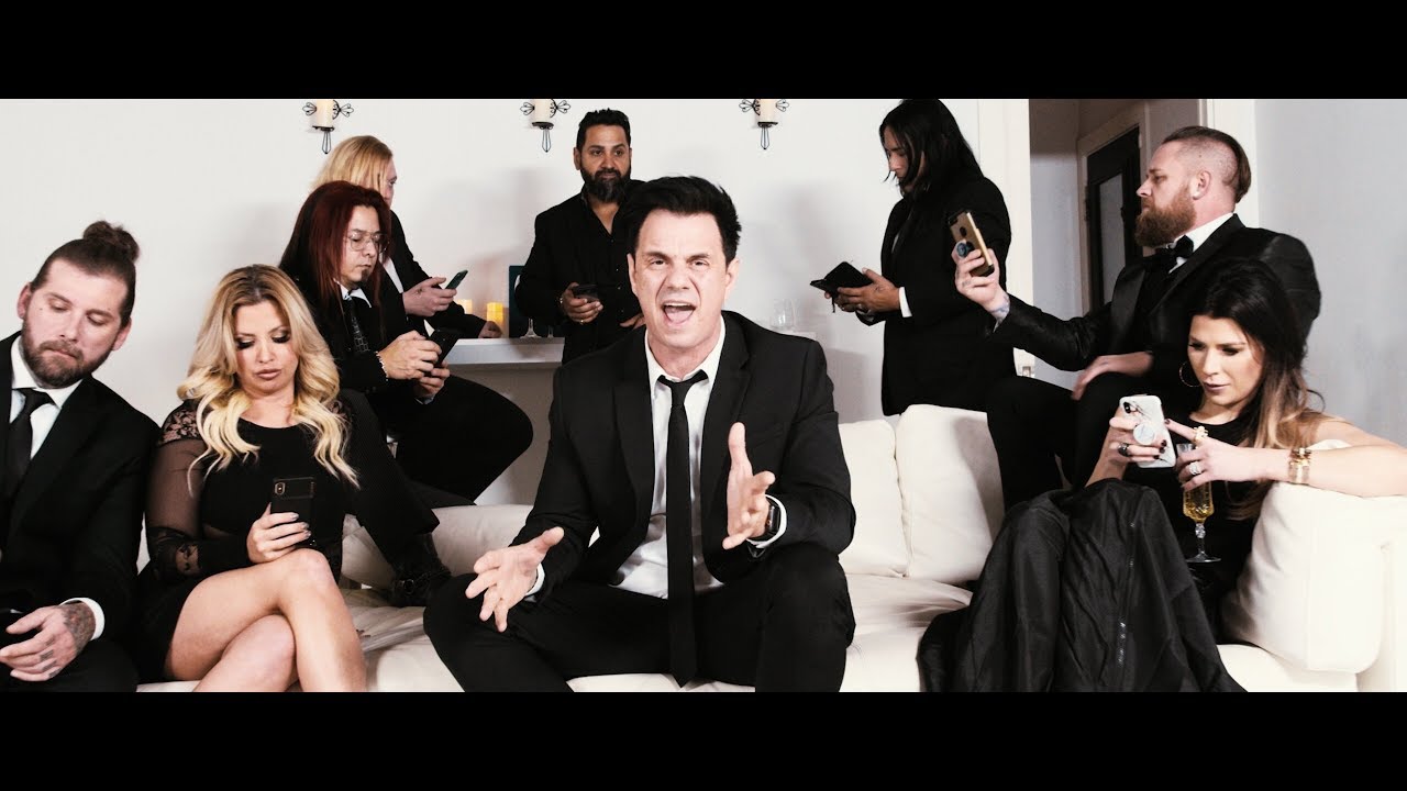 YouTubeでMESSER Simple Man (Official Video)を視聴 YouTubeでMESSER Simple Man (Official Video)を視聴
