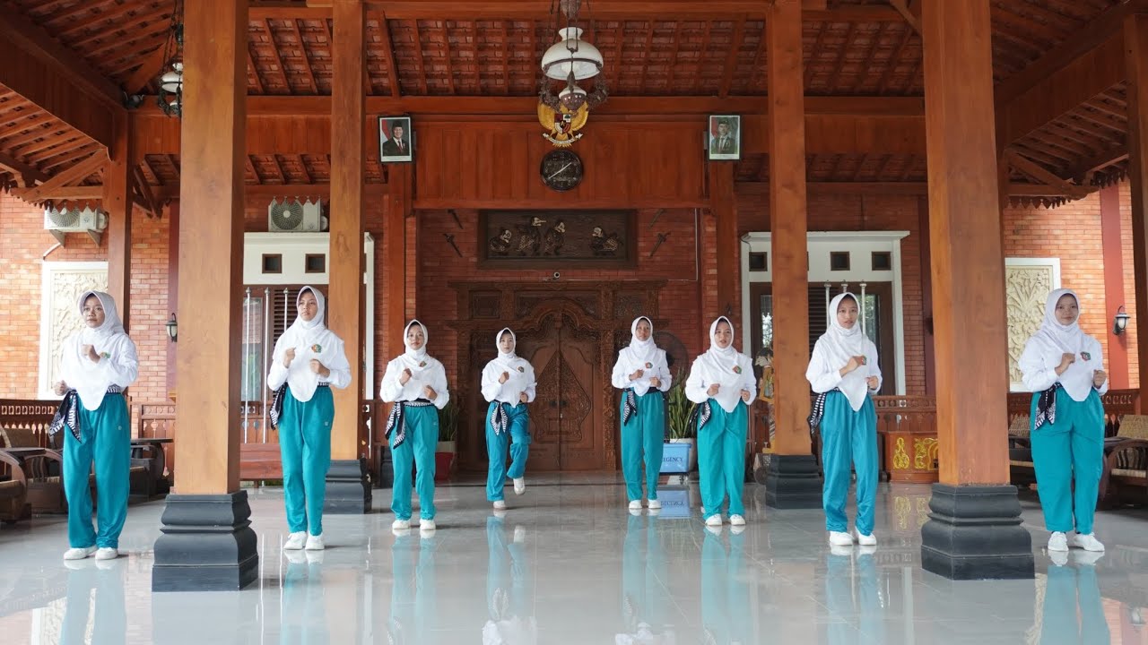 Lomba Senam Anak Indonesia Hebat 2025_SMP NEGERI 1 SUMBERREJO_JAWA TIMUR