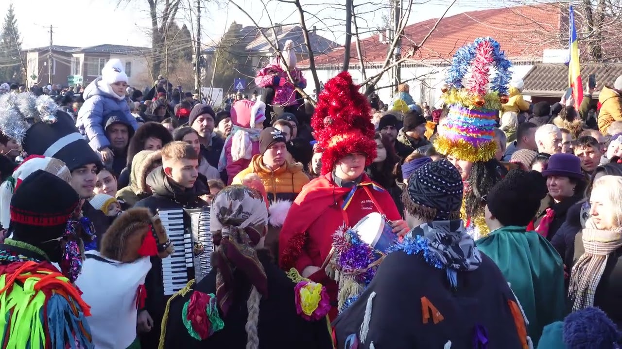 Datini si obiceiuri: Căluții din Holboca 2022(filmare 4k)