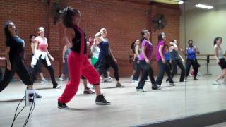 O.M.G USHER + WLL I.AM- BOOIAKA! APRIL 3