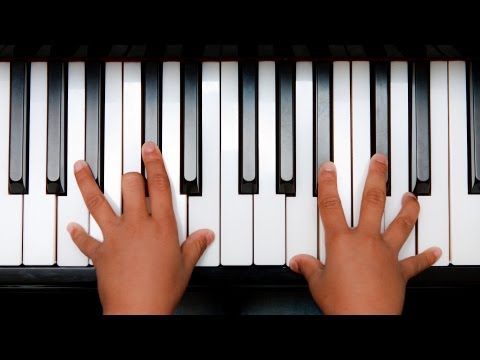 how-to-play-minor-7th-chords-|-keyboard-lessons
