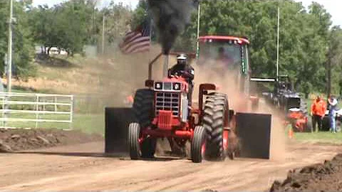 Kevin Gutshall - NK Pullers   Onaga,Ks 2016