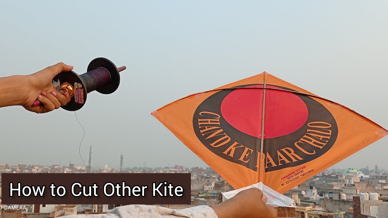Kite Fighting and Kite Catching new tricks 🙄 Cut Other kite Kites YouTube