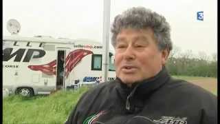 Ambiance ce dimanche matin sur les routes de Paris-Roubaix