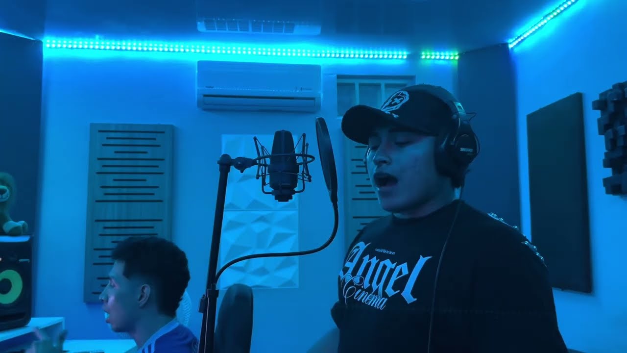 Mike Black - La Hora ⏱️ (Visualizer)