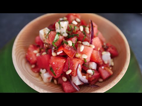 Vidéo: Comment Faire Une Salade De Pastèque
