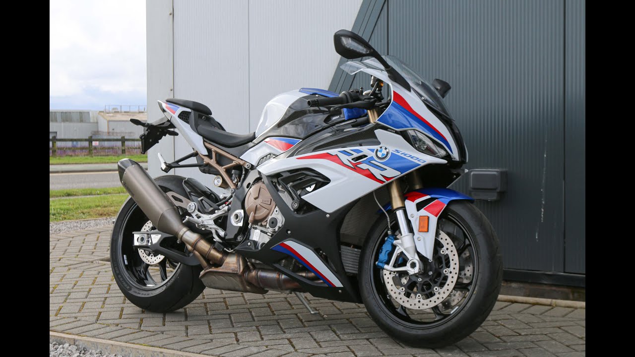 2022 BMW S 1000 RR M-Sport in Light White, Racing Blue Metallic 