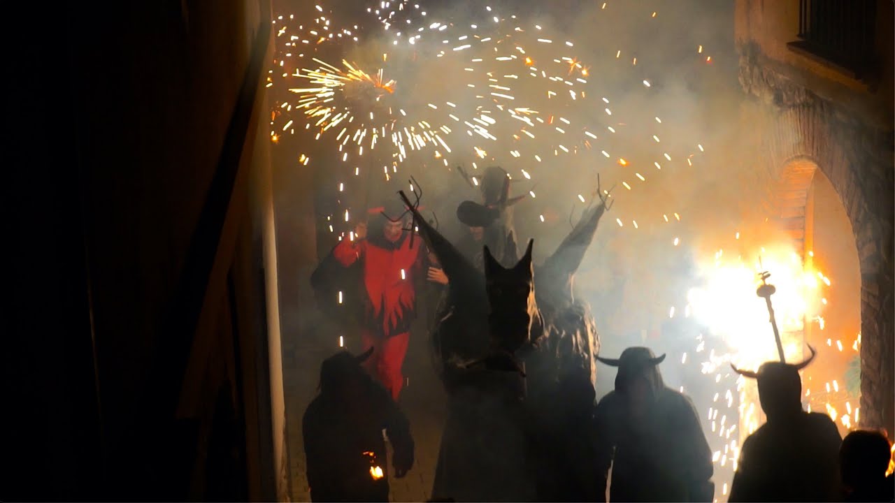 Correfocs Sant Quirze de Besora 14 June 2024 Carrer Pont 23h (1080p 60fps)