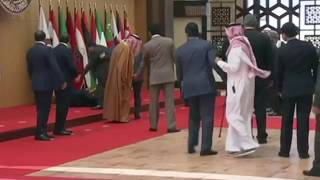ردة فعل الحارس الشخصي للملك سلمان بن عبدالعزيز ، العميد عبدالعزيز الفغم عند سقوط رئيس دولة لبنان