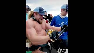 Bodybuilder vs. Grouper!