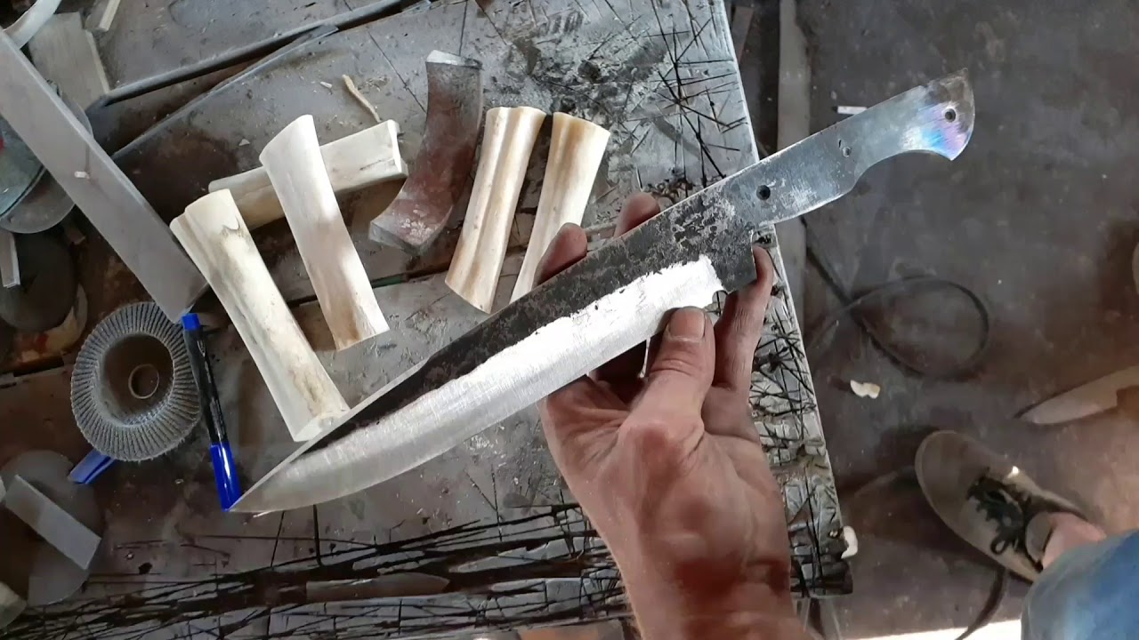 Faca capa de rolamento empunhadura em osso whatsapp 51 997200749